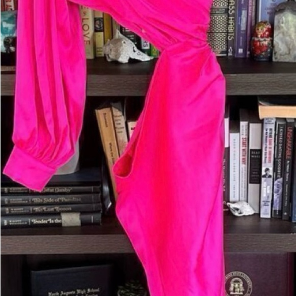 NWT GiGi’s Elegant Hot Pink One-Shoulder Dress XS - Picture 5 of 10